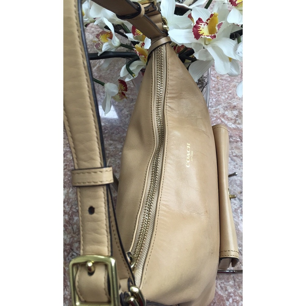 COACH LEGACY Tan Leather Courtenay Hobo Shoulder Handbag 22381 EUC, MSRP $298 - Picture 7 of 11